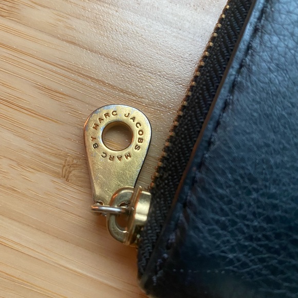 Vintage Marc Jacobs long zip wallet - Picture 3 of 8
